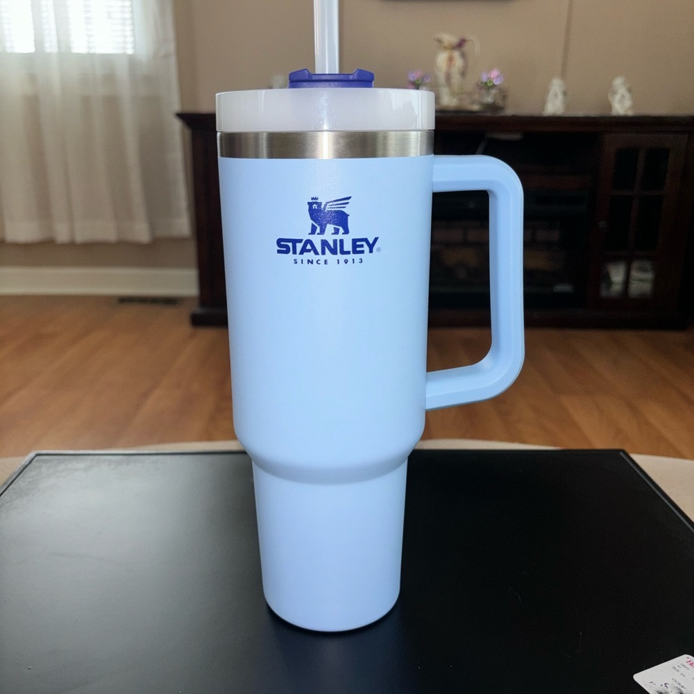 Stanley Quencher 40oz Cornflower